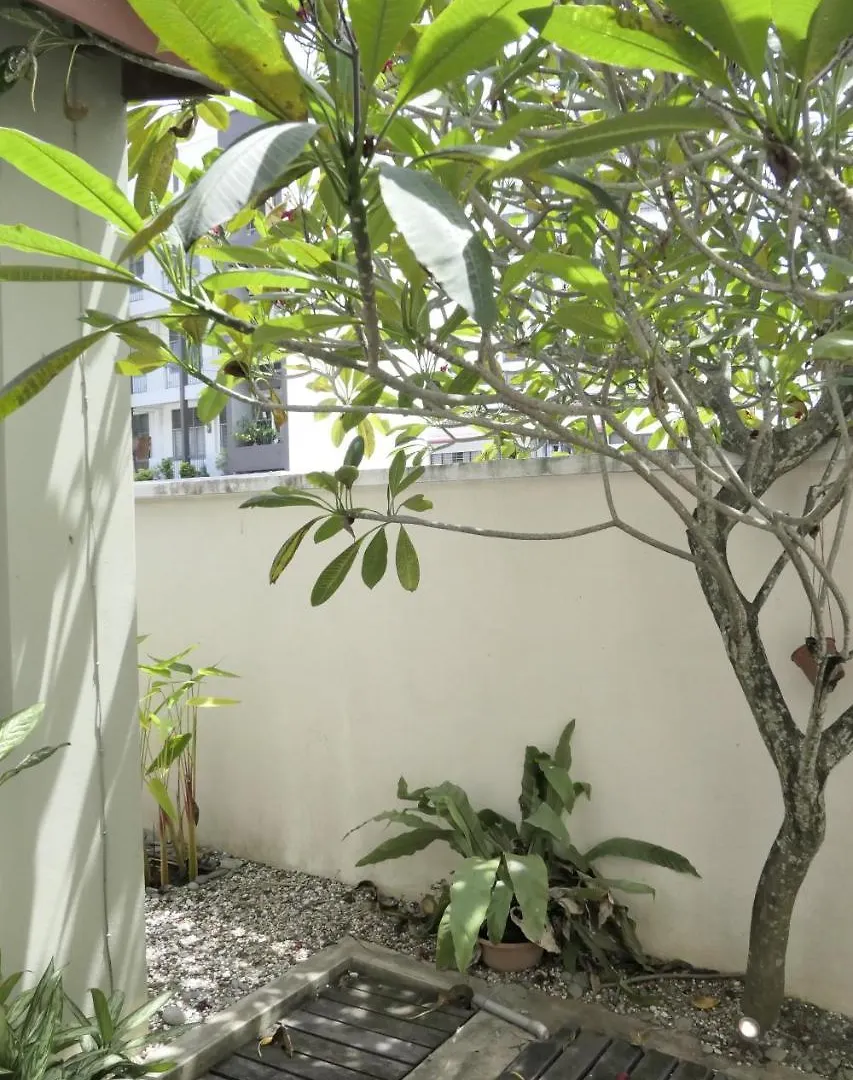 Amaris Villas George Town