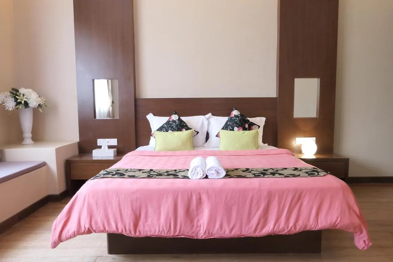 Amaris Villas George Town