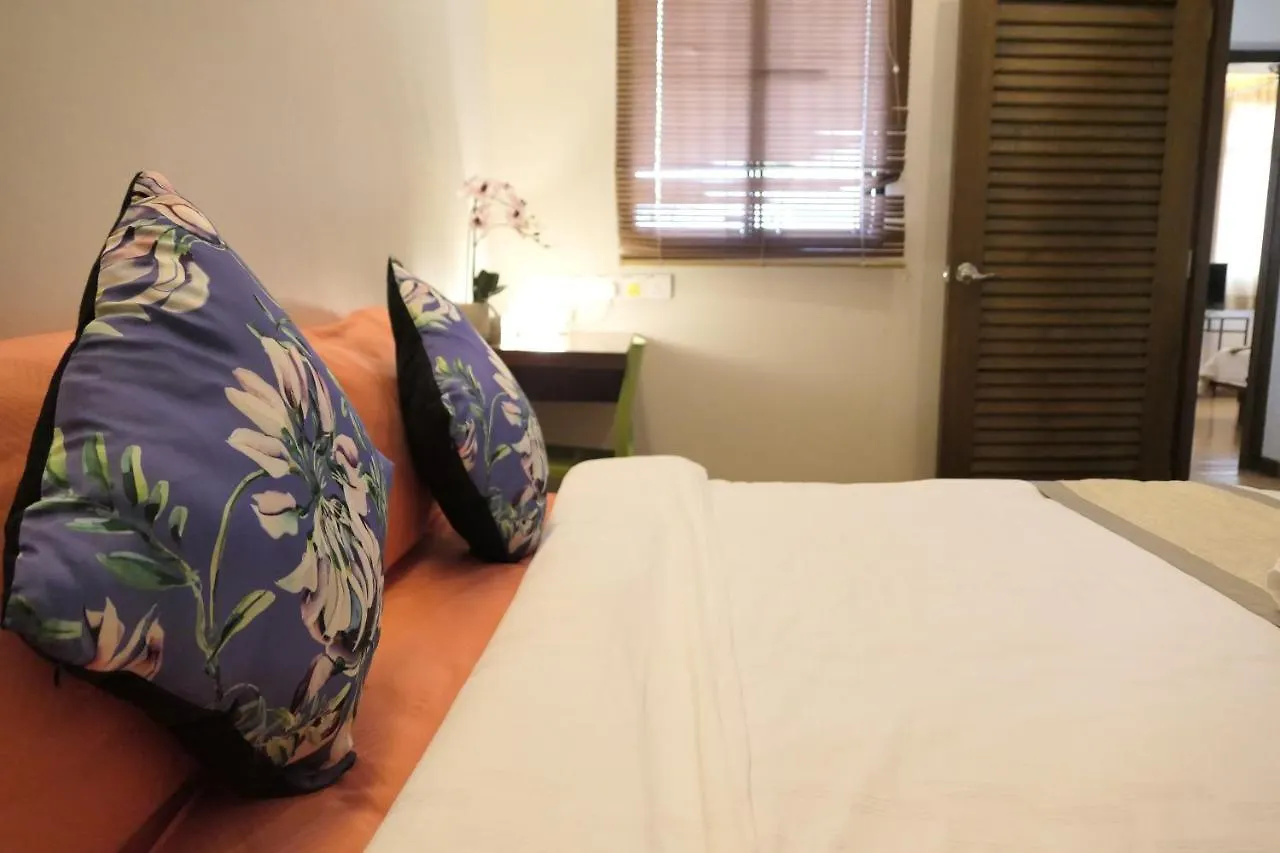 Amaris Villas George Town